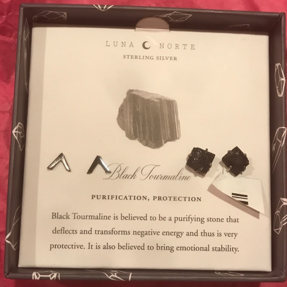 NWT Luna Norte earring pack